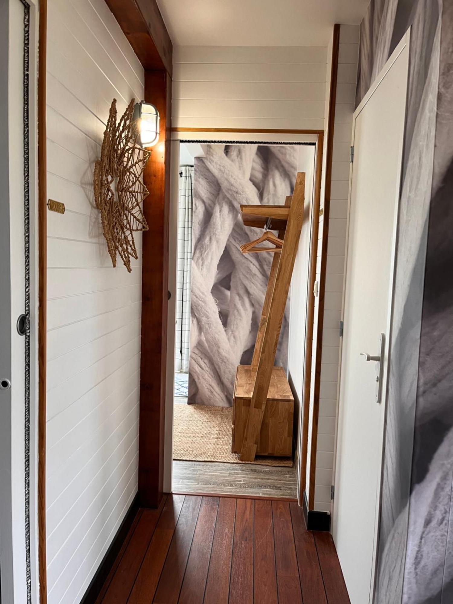 La Maison Bateau Au Bord De Mer Guisseny Bagian luar foto